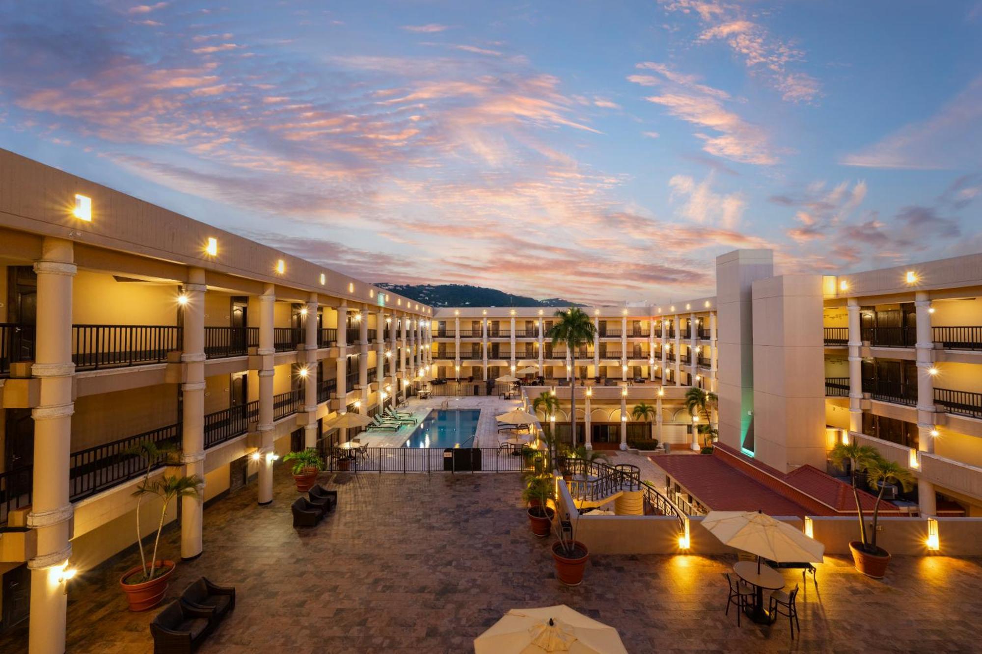 Windward Passage Hotel Charlotte Amalie Eksteriør bilde